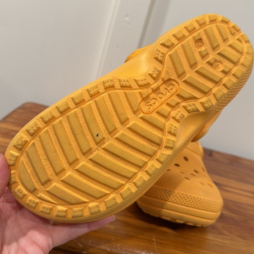 Crocs Classic Lined Yellow Clogs - image 5